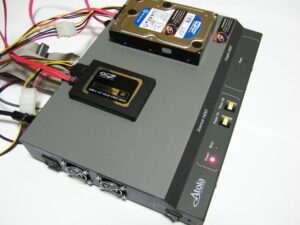 HDD i SSD na Atola Insight uređaju