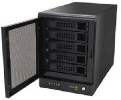 Dok se radi backup, provjerava se NAS uređaj.